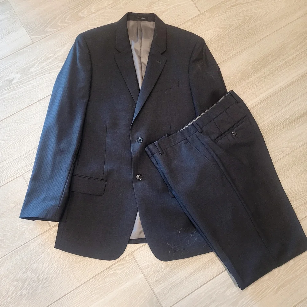 Calvin Klein Men's Pin Stripe Two Button Formal Suit - Picture 15 of 16